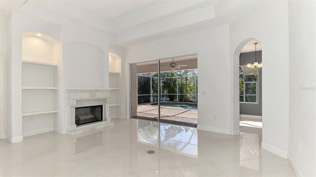 4900 OLD OAKLEAF DRIVE, Sarasota, FL 34233