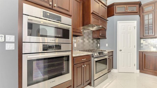 4900 OLD OAKLEAF DRIVE, Sarasota, FL 34233