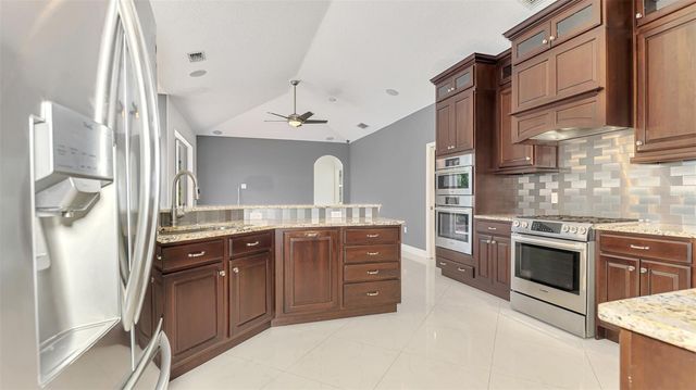 4900 OLD OAKLEAF DRIVE, Sarasota, FL 34233