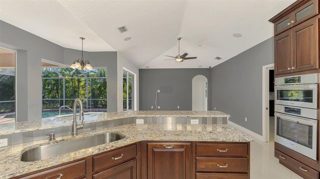 4900 OLD OAKLEAF DRIVE, Sarasota, FL 34233