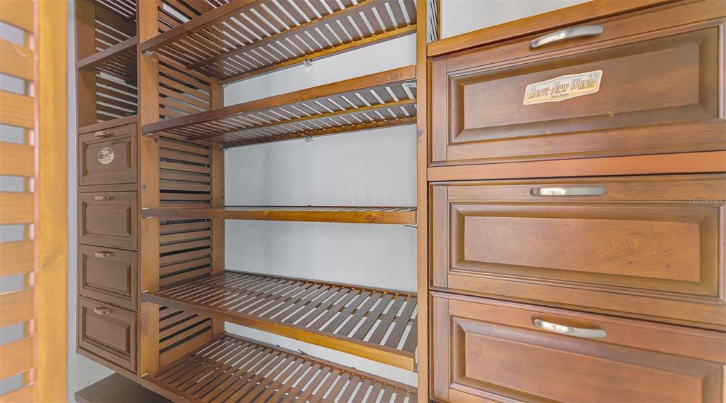 Image 50 of property listing at 4900 OLD OAKLEAF DRIVE, Sarasota, FL 34233