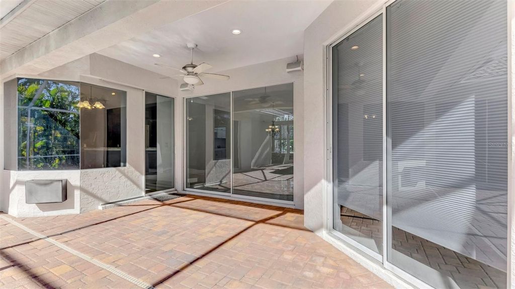 Image 59 of property listing at 4900 OLD OAKLEAF DRIVE, Sarasota, FL 34233