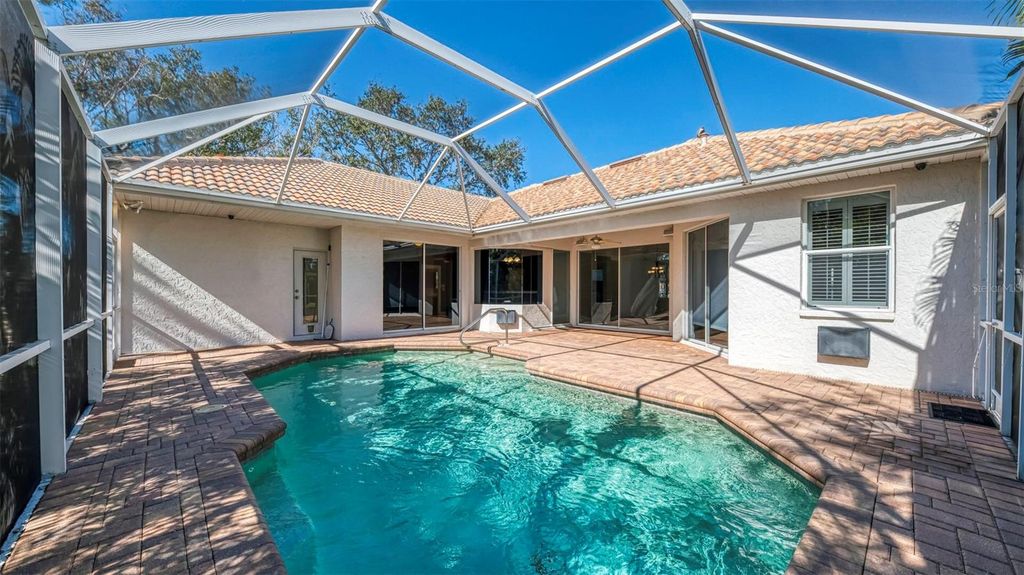 Image 62 of property listing at 4900 OLD OAKLEAF DRIVE, Sarasota, FL 34233