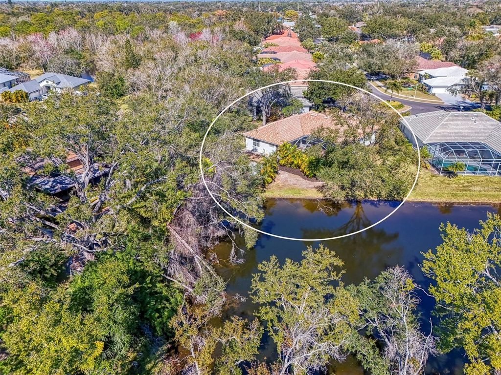 Image 74 of property listing at 4900 OLD OAKLEAF DRIVE, Sarasota, FL 34233