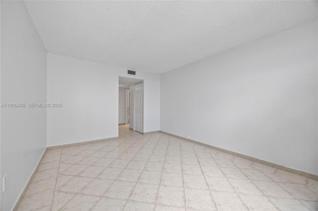 2750 NE 183rd Street 2601, Aventura, FL 33160