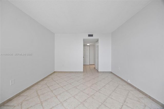 2750 NE 183rd Street 2601, Aventura, FL 33160