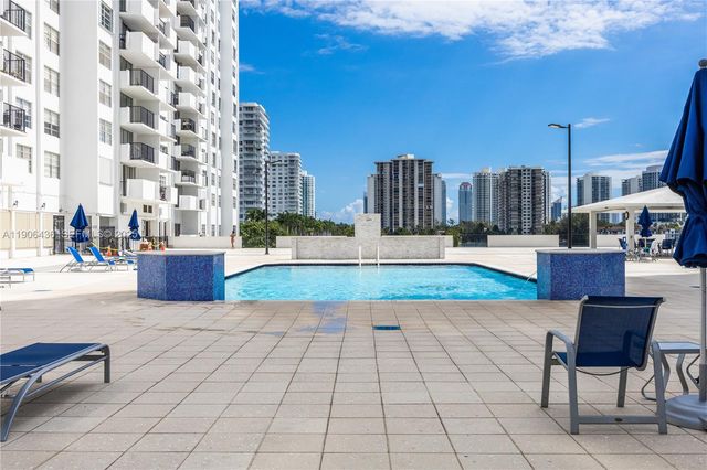 2750 NE 183rd Street 2601, Aventura, FL 33160