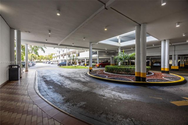 2750 NE 183rd Street 2601, Aventura, FL 33160