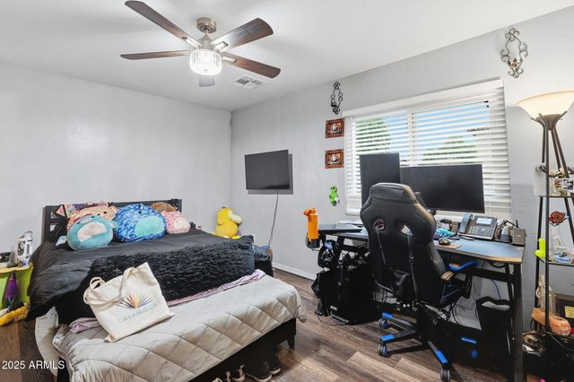 11932 W COLUMBINE Drive, El Mirage, AZ 85335