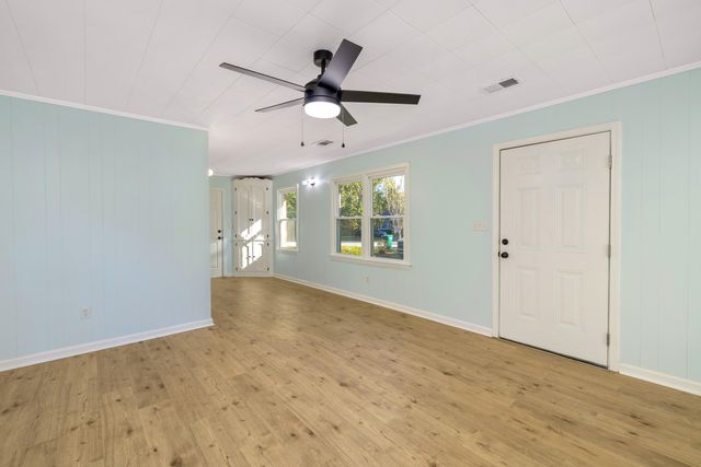 138 Nelson Circle, Manning, SC 29102