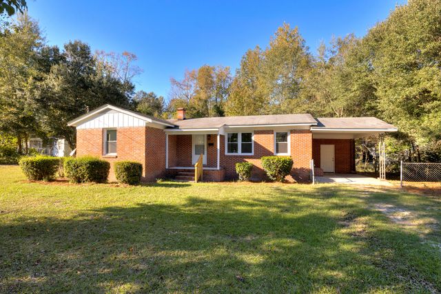 138 Nelson Circle, Manning, SC 29102