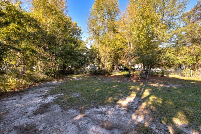 138 Nelson Circle, Manning, SC 29102