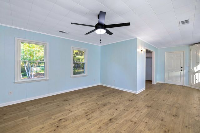 138 Nelson Circle, Manning, SC 29102