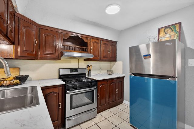 604 Graham Street, Cleburne, TX 76033
