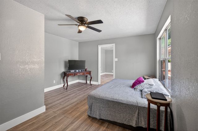 604 Graham Street, Cleburne, TX 76033
