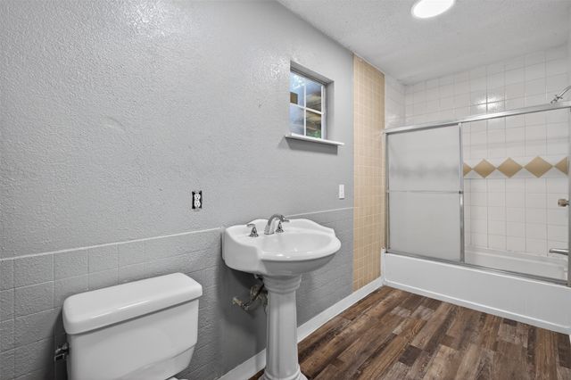 604 Graham Street, Cleburne, TX 76033