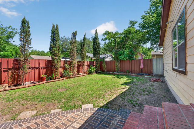 604 Graham Street, Cleburne, TX 76033