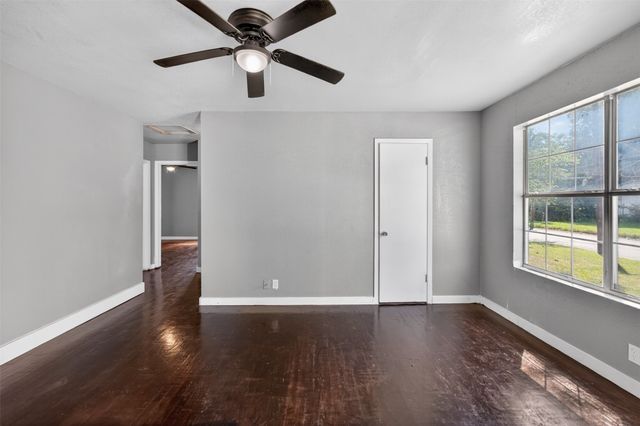 604 Graham Street, Cleburne, TX 76033