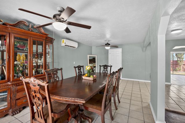 604 Graham Street, Cleburne, TX 76033