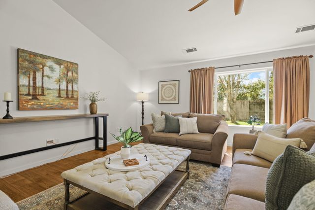 4344 Epping Court, Shasta Lake, CA 96019