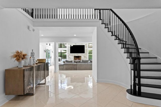 1001 BAJADA DE AVILA, Tampa, FL 33613