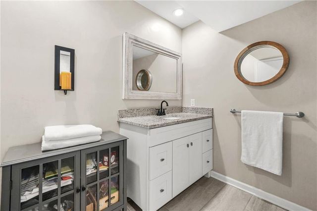 6851 Roswell Road Road F30, Sandy Springs, GA 30328