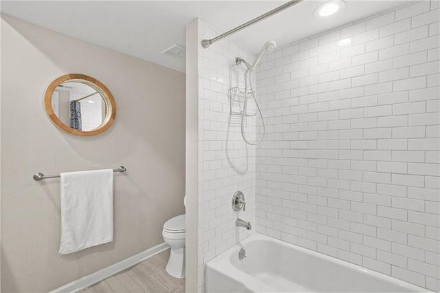 6851 Roswell Road Road F30, Sandy Springs, GA 30328