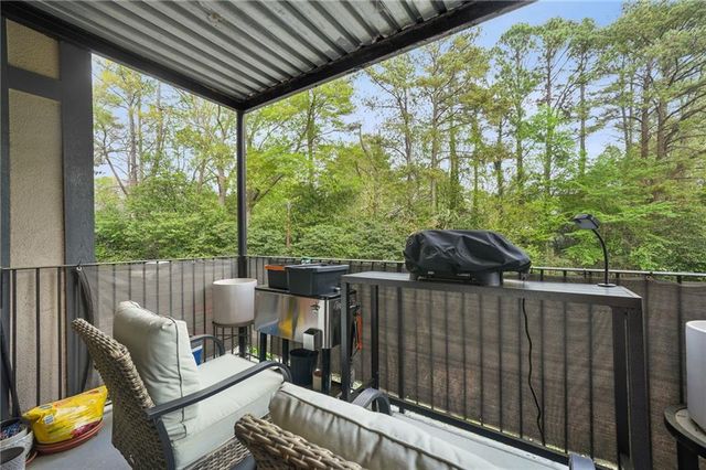 6851 Roswell Road Road F30, Sandy Springs, GA 30328