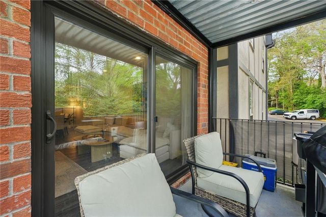 6851 Roswell Road Road F30, Sandy Springs, GA 30328