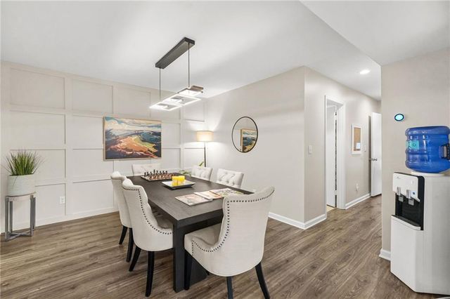 6851 Roswell Road Road F30, Sandy Springs, GA 30328