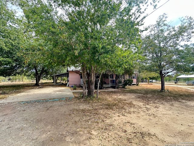 10498 Hollowell Rd,, Atascosa, TX 78002