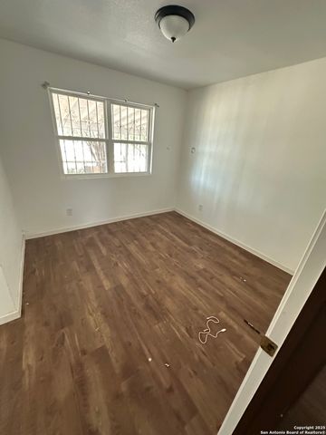 10498 Hollowell Rd,, Atascosa, TX 78002