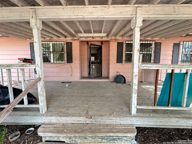 10498 Hollowell Rd,, Atascosa, TX 78002