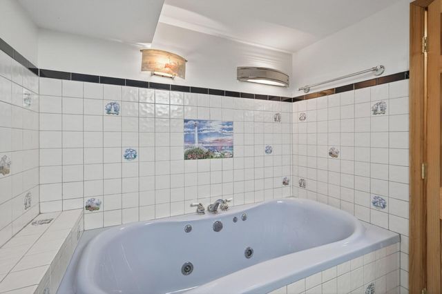 5426 Sumter Avenue N, New Hope, MN 55428