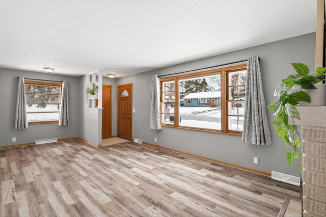 5426 Sumter Avenue N, New Hope, MN 55428