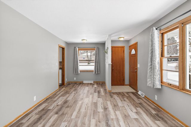 5426 Sumter Avenue N, New Hope, MN 55428