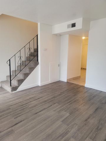3787 N Abby Street, Fresno, CA 93726