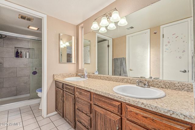 3504 E DELTA Avenue, Mesa, AZ 85204