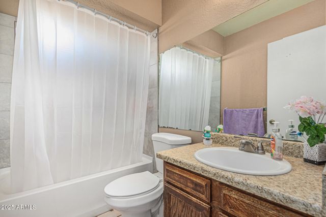 3504 E DELTA Avenue, Mesa, AZ 85204