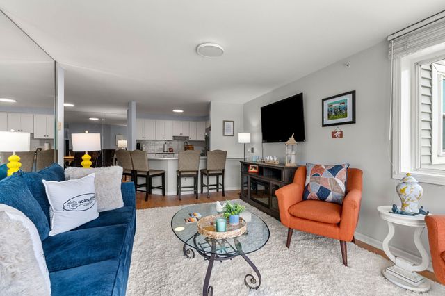 190 Kings Hwy Unit A8, Hampton, NH 03842