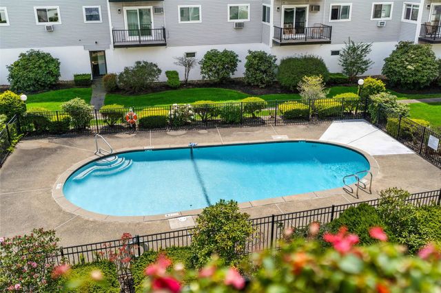 190 Kings Hwy Unit A8, Hampton, NH 03842