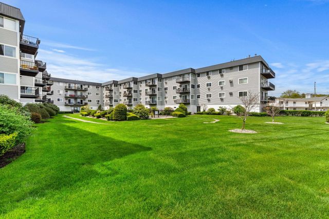 190 Kings Hwy Unit A8, Hampton, NH 03842