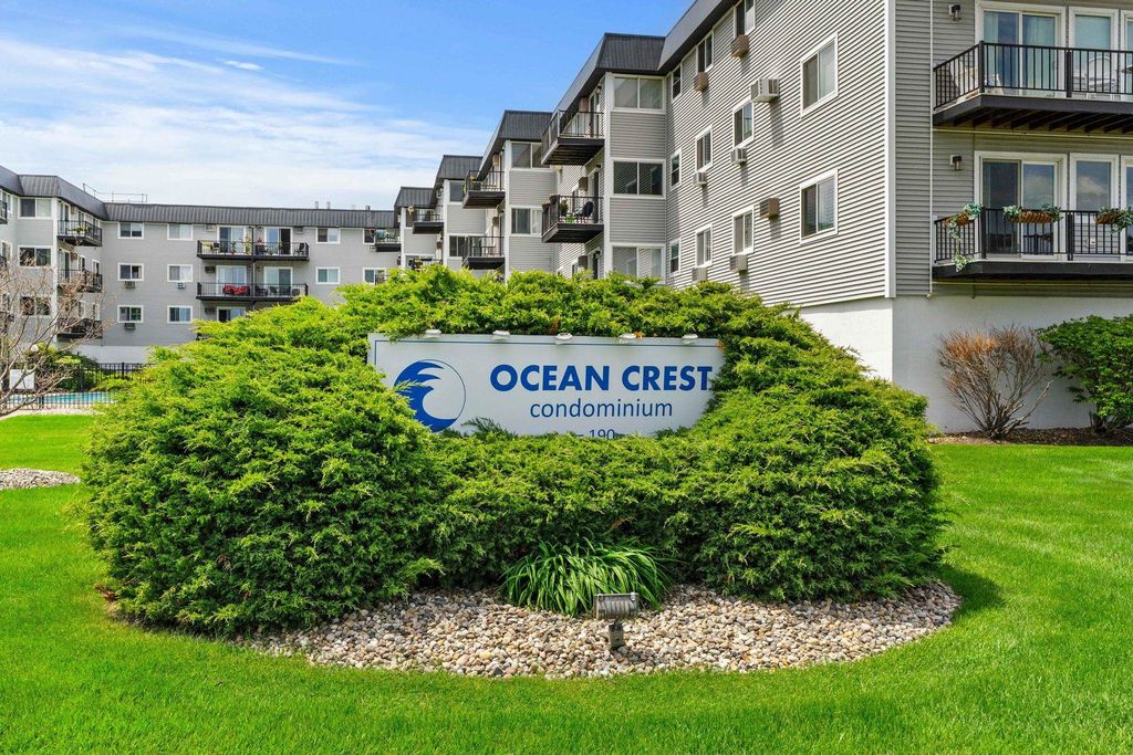 190 Kings Hwy Unit A8, Hampton, NH 03842