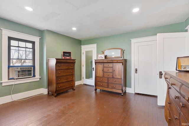 903 S Cavin Street, Ligonier, IN 46767