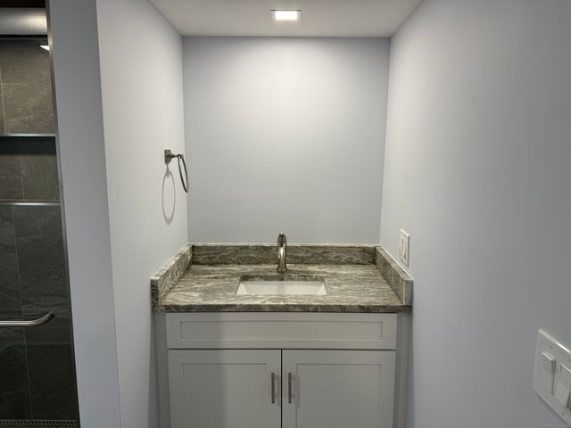 141 Washington Road 2, Woodbury, CT 06798