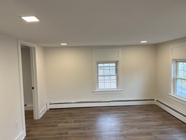 141 Washington Road 2, Woodbury, CT 06798