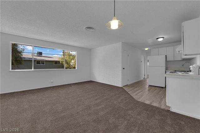 1453 Dorothy Avenue 4, Las Vegas, NV 89119