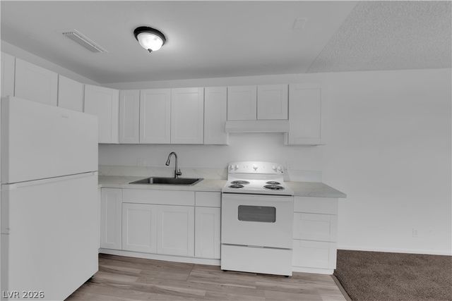 1453 Dorothy Avenue 4, Las Vegas, NV 89119