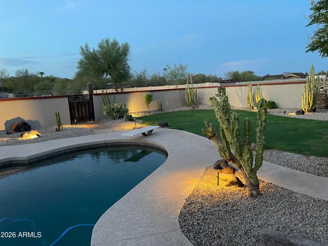 5018 W CREEDANCE Boulevard, Glendale, AZ 85310