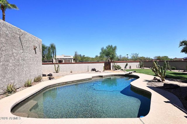 5018 W CREEDANCE Boulevard, Glendale, AZ 85310